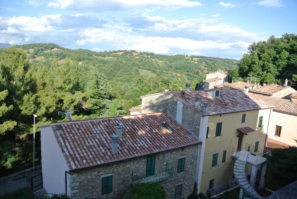 Locanda La Pieve Semproniano Esterno foto