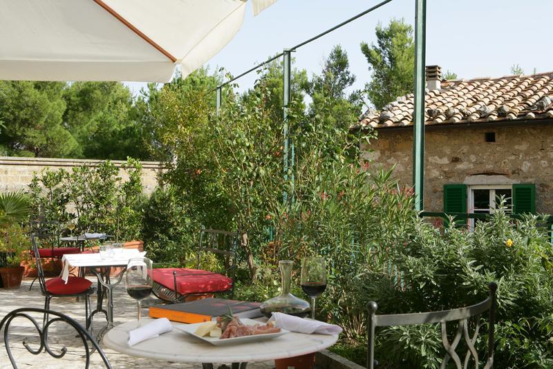 Locanda La Pieve Semproniano Esterno foto
